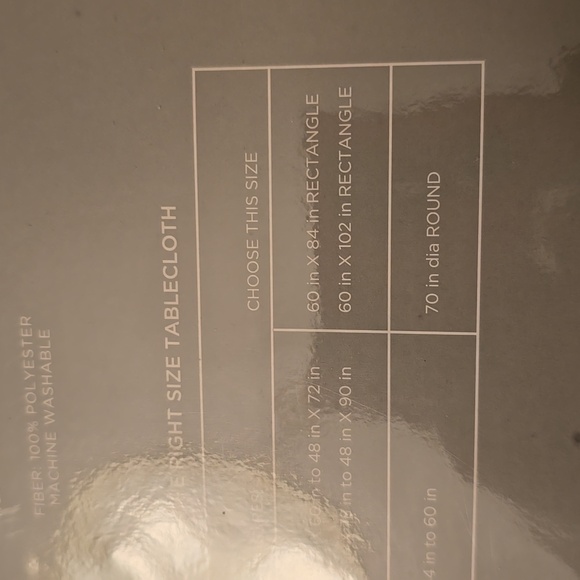 JCPENNEY BRAND ROUND WOVEN TEAL GREEN TABLECLOTH SIZE 70 IN. - Picture 5 of 8